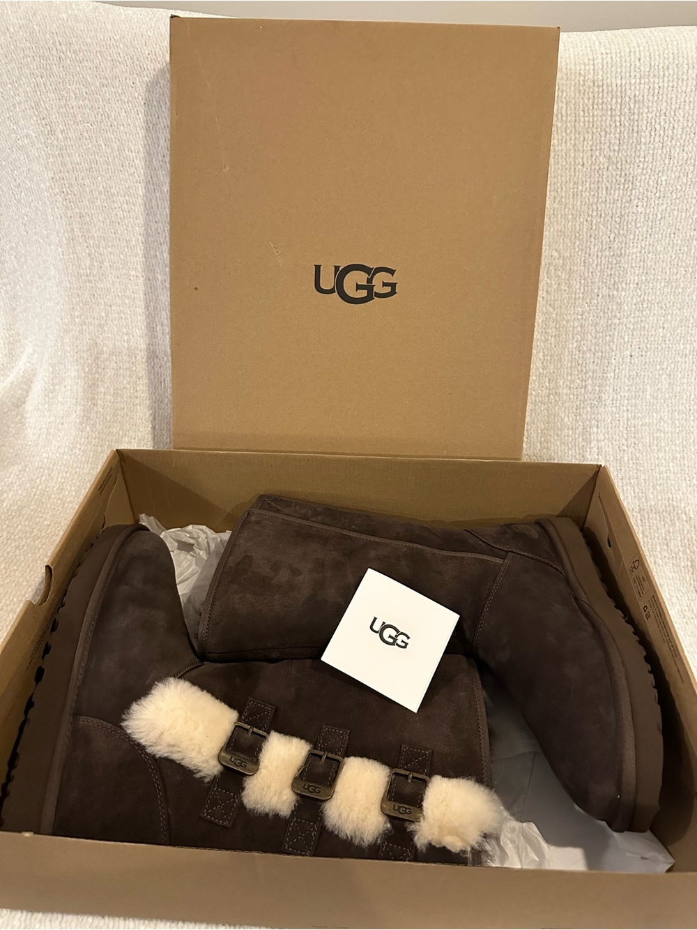 UGG Women’s Klea Boot Sz 10